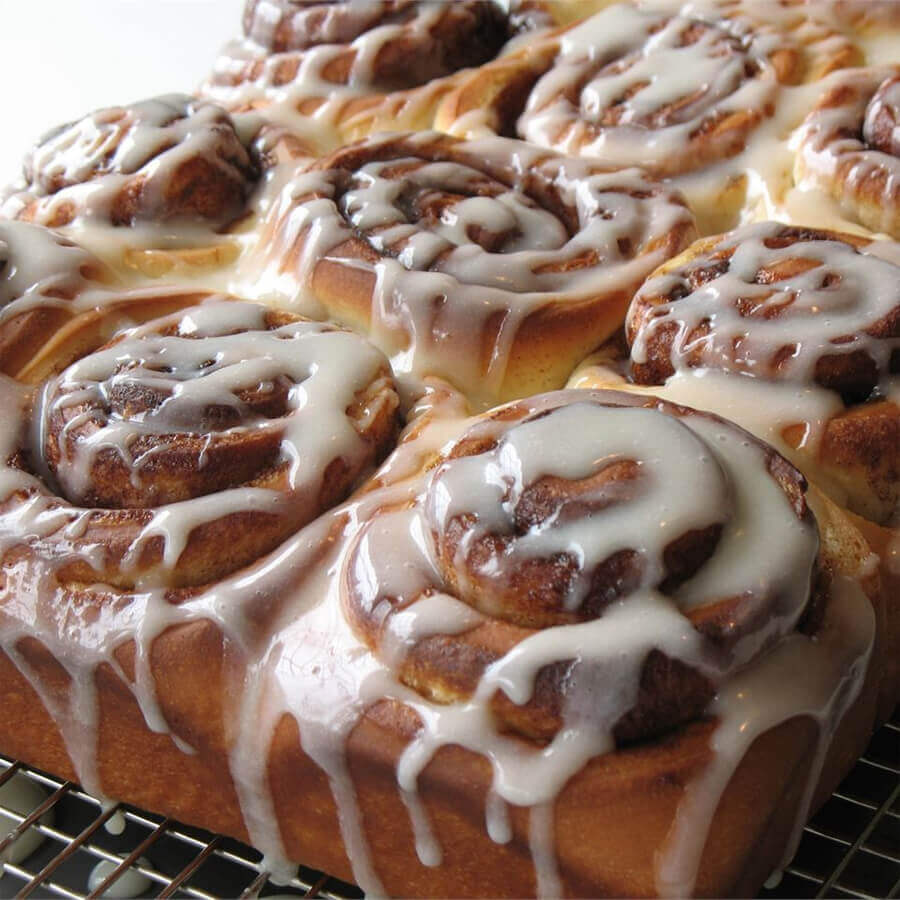 Cinnamon Roll $2 x 5pcs Assorted Flavors [Stock May Vary Daily]
